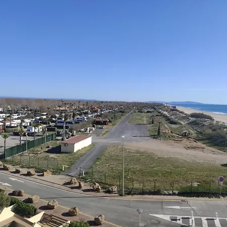 404 Heliopolis Naturiste Апартаменты Агд