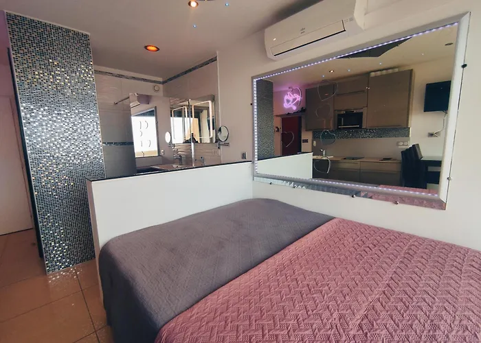 Апартаменты 404 Heliopolis Naturiste